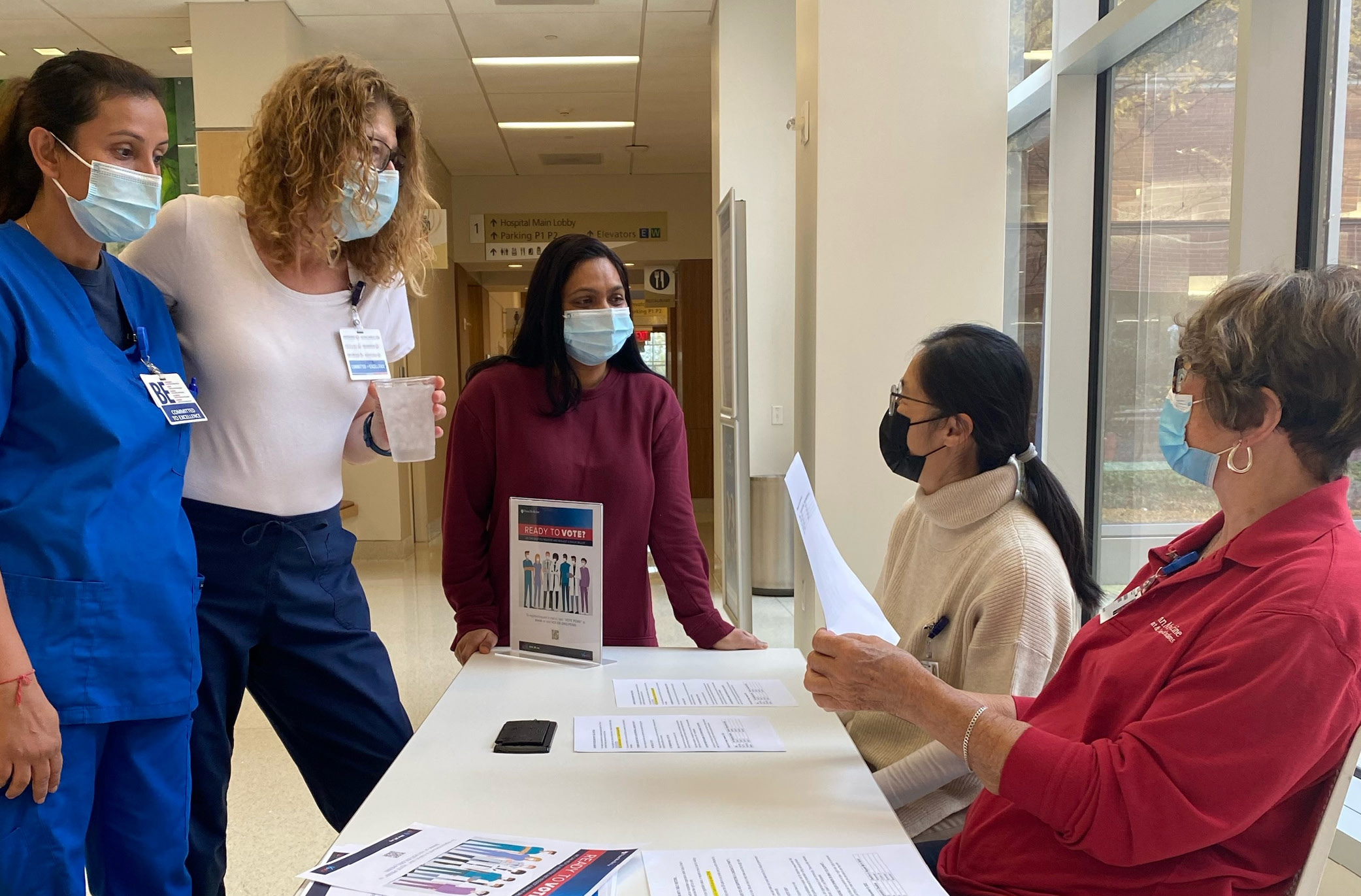 Volunteers at Princeton Medical Center supporting Penn Medicine Votes.